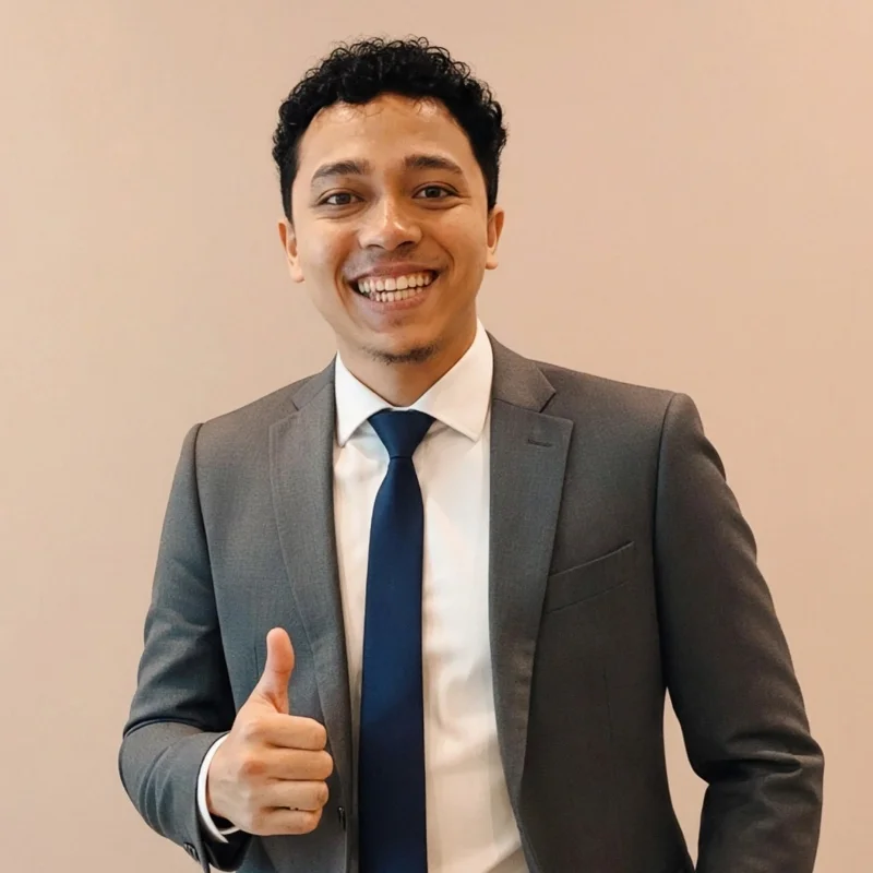 Foto Ahmad Fairuzabadi - Kaprodi Bisnis Digital